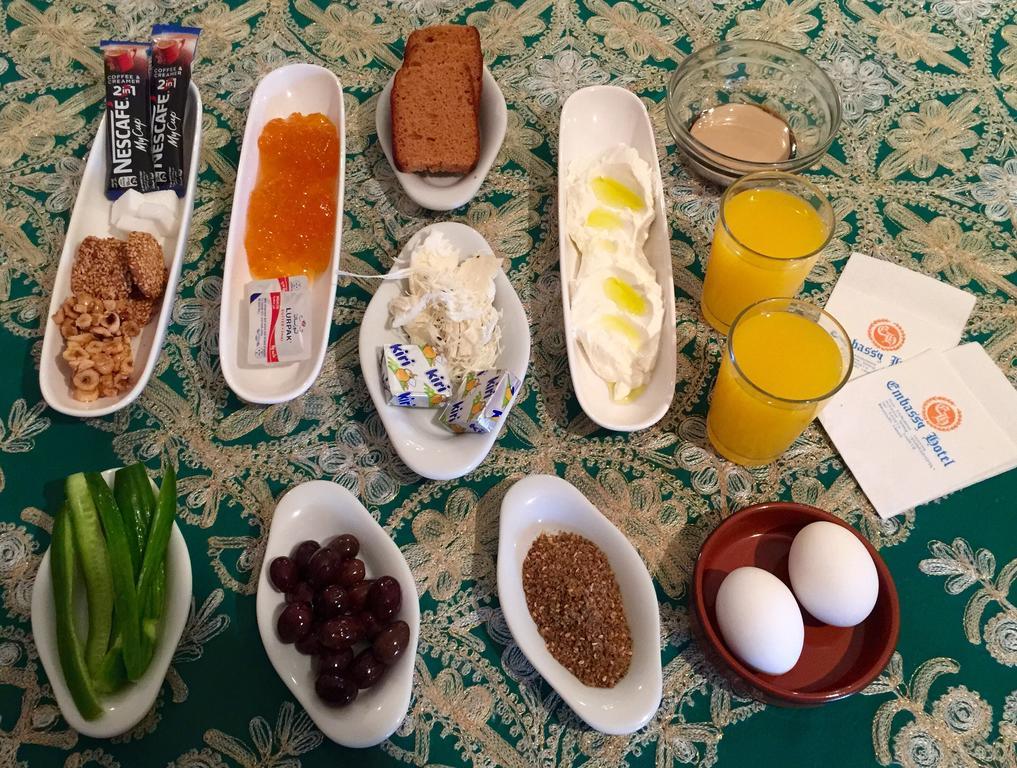 Embassy Hotel Bejrút Szoba fotó