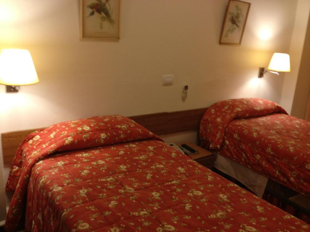 Embassy Hotel Bejrút Szoba fotó