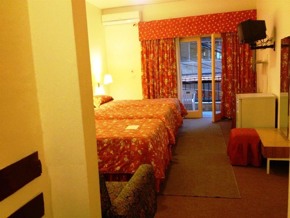 Embassy Hotel Bejrút Kültér fotó